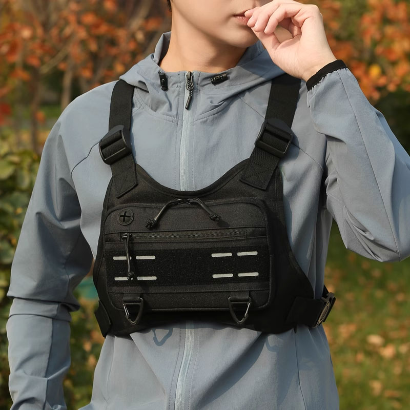 Outdoor Chest Bag For Men Fron - Outdoor Adventure Vest 评论和价格